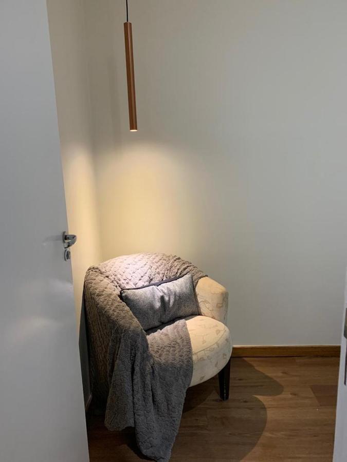 Maravilhoso Apartamento 2 Quartos Com Ofuro Porto Da Barra Salvador Summer Barra Flat Buitenkant foto